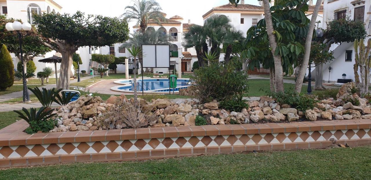 Casa Millie Playa Flamenca Exterior foto